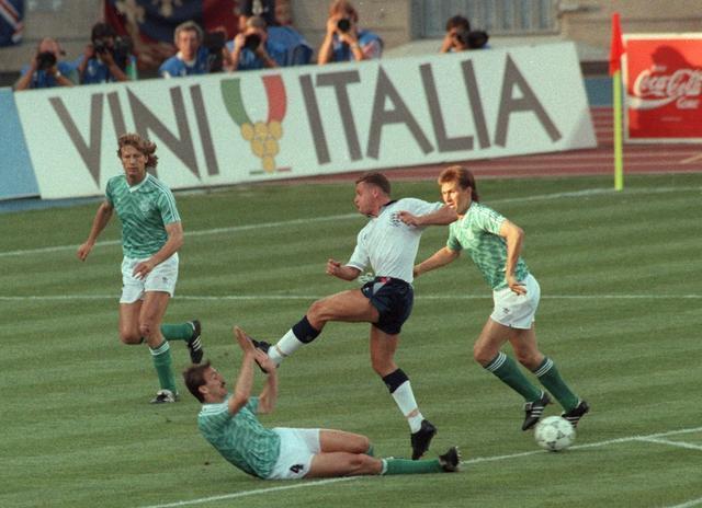 数据背后潜 数据背后潜