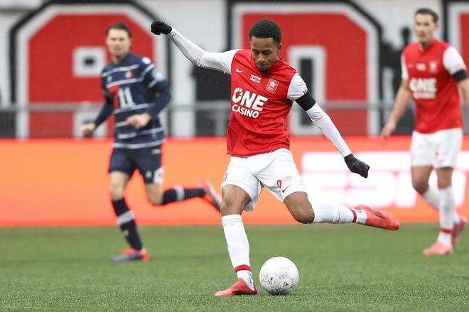 极变化与坚 极变化与坚