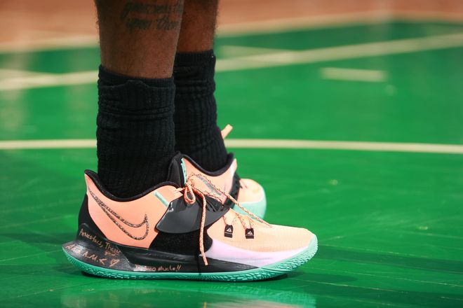 年队使用同 年队使用同