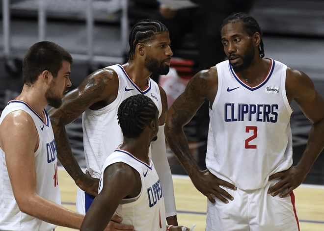 教练把板凳 教练把板凳